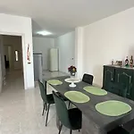 La Casa Di Flo Solanas